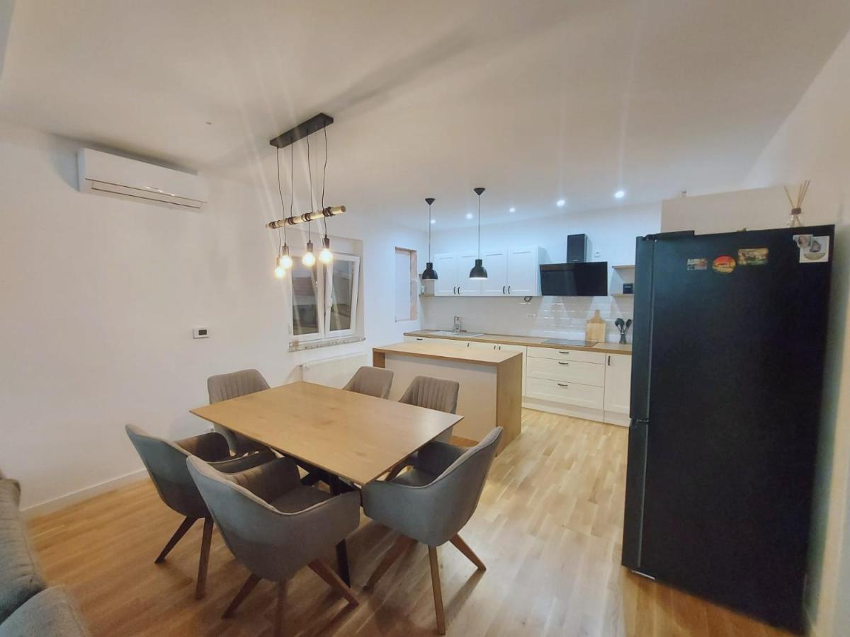 Apartman Lucija Apartment Biograd Na Moru Luaran gambar