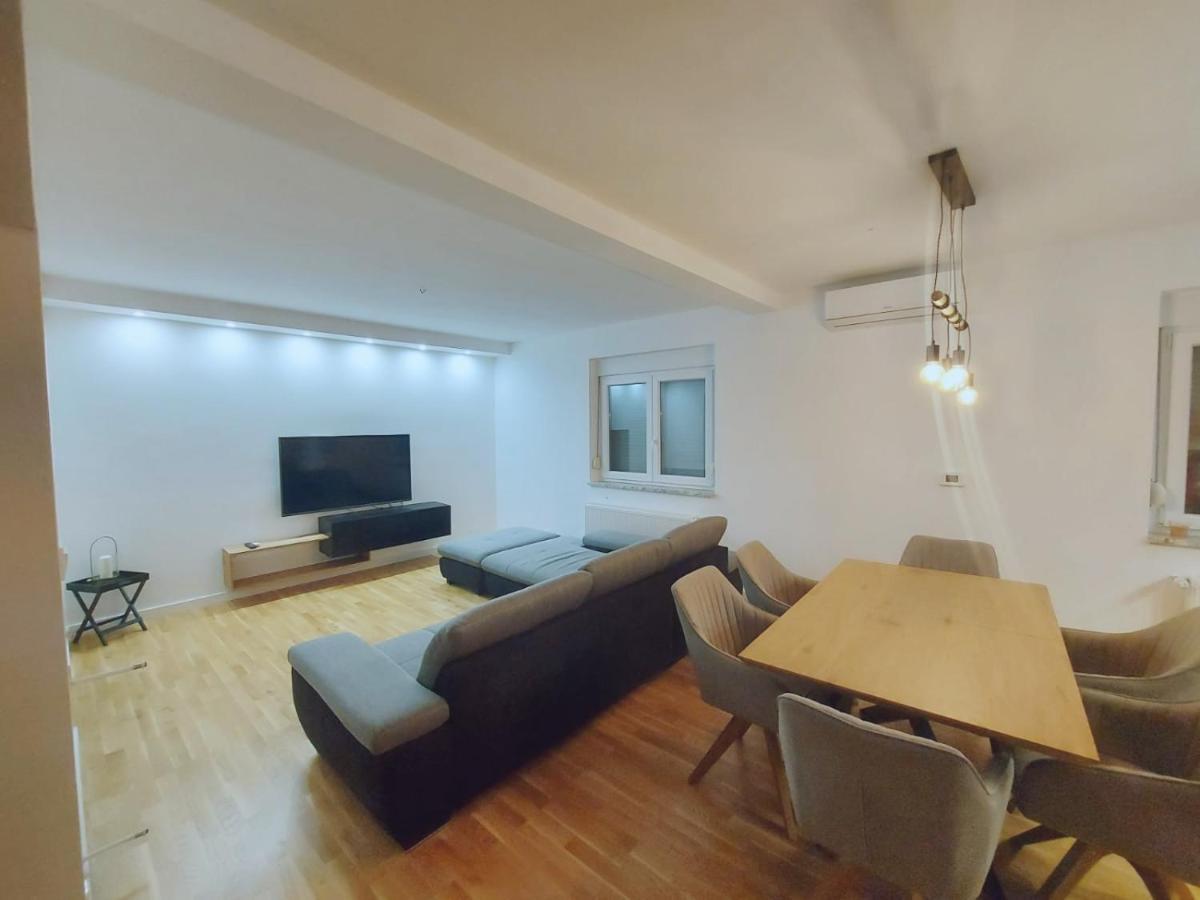 Apartman Lucija Apartment Biograd Na Moru Luaran gambar