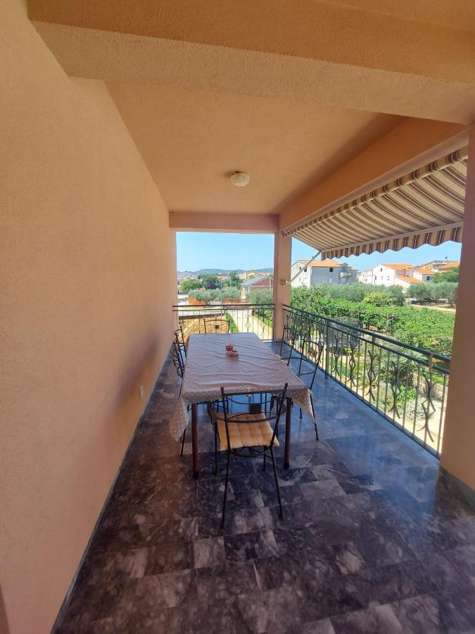 Apartman Lucija Apartment Biograd Na Moru Luaran gambar